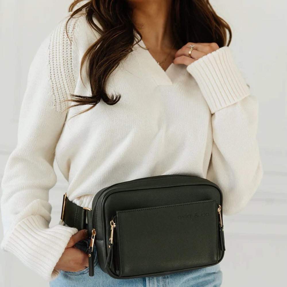 Ayla & Co. Fanny pack green